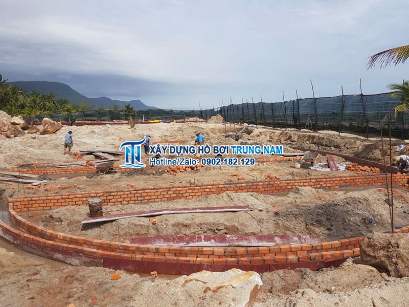 thi-cong-hoi-boi-tai-phu-quoc-04.jpg thi-cong-hoi-boi-tai-phu-quoc-04.jpg